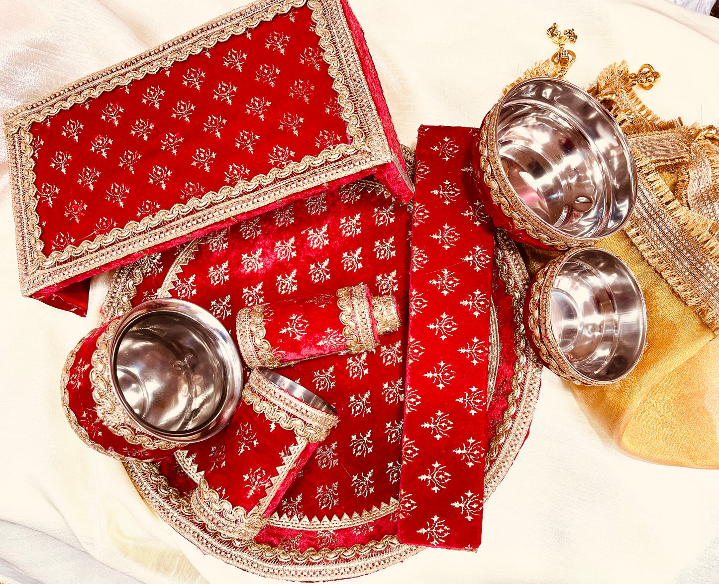 Red Maiya set