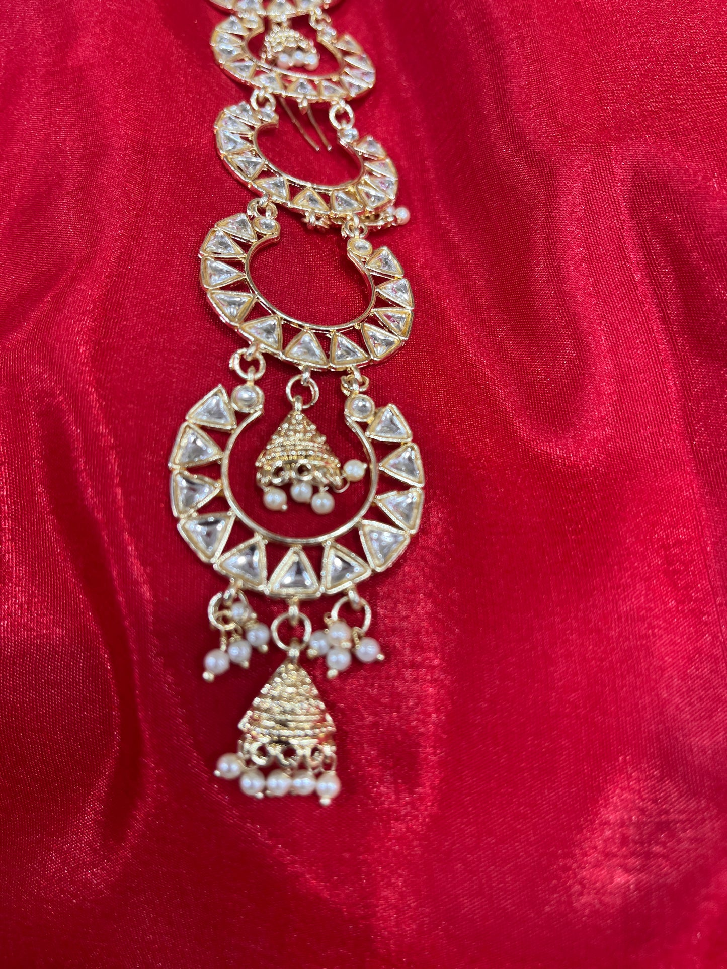 Elegant Kundan & Pearl Bridal Hair Accessory